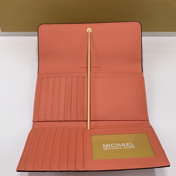 MICHAEL KORS JET SET TRAVEL LARGE TRIFOLD WALLET SHERBERT COLOR - Picture 10 of 16